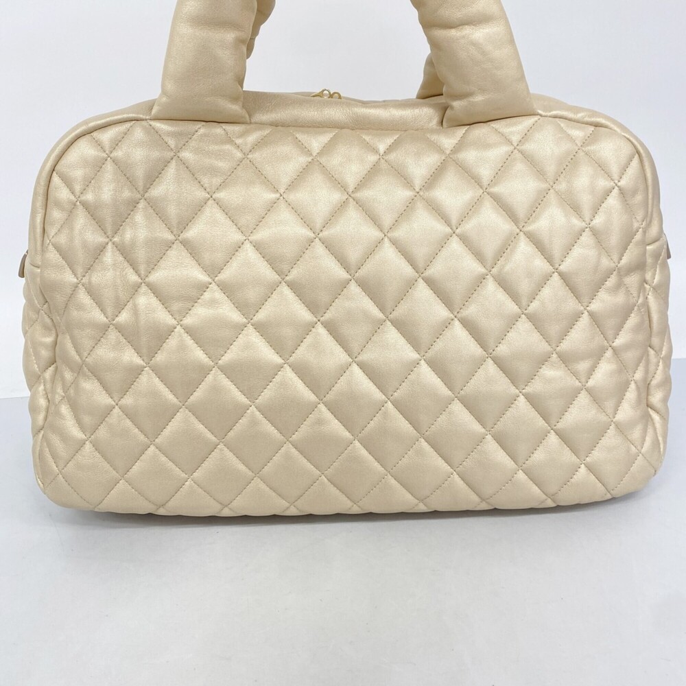 CHANEL Gold Leather Tote Bag - Picture 8 of 9